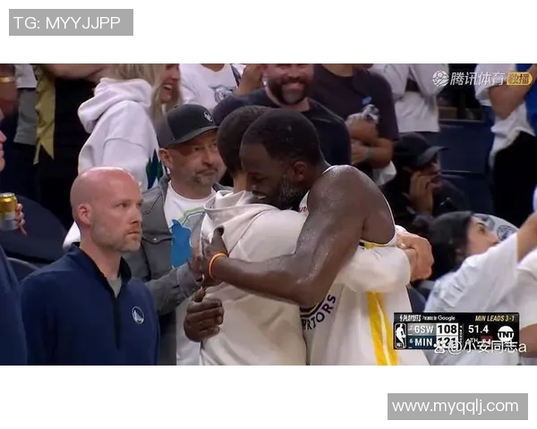 足球明星替补席背后的故事与荣耀:他们如何影响比赛与球队命运 足球明星替补席背后的故事与荣耀:他们如何影响比赛与球队命运