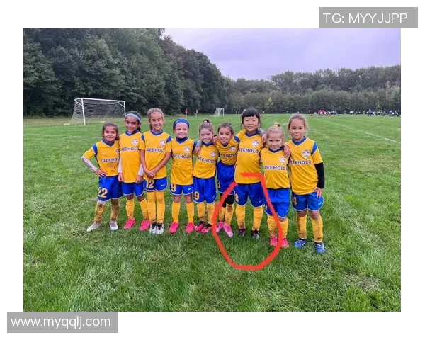 足球腿错位的背后真相与恢复训练的有效方法探讨 足球腿错位的背后真相与恢复训练的有效方法探讨